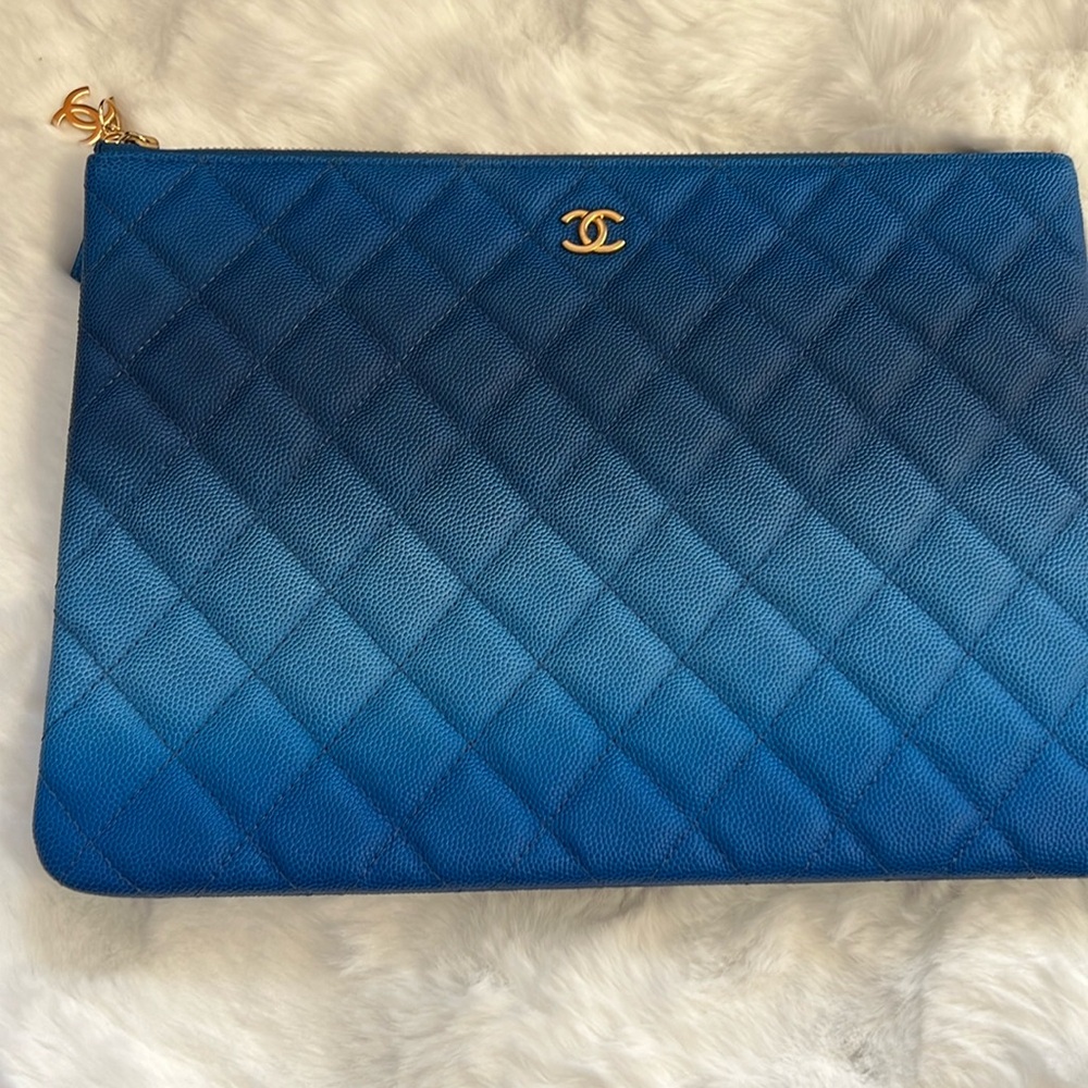 Chanel clutch